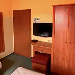 štiřínská Stodola U Prahy *
