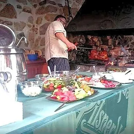 Stirinska Stodola U Prahy 酒店 *