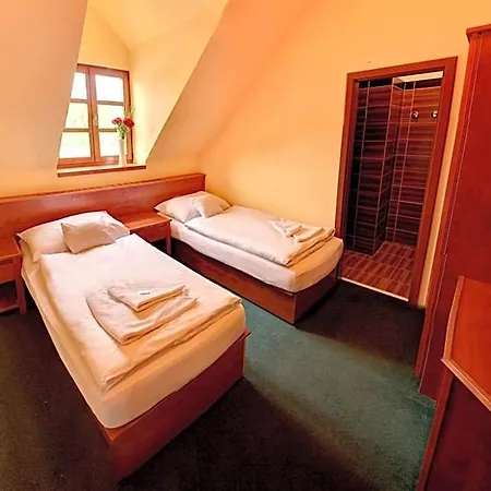 Stirinska Stodola U Prahy 酒店
