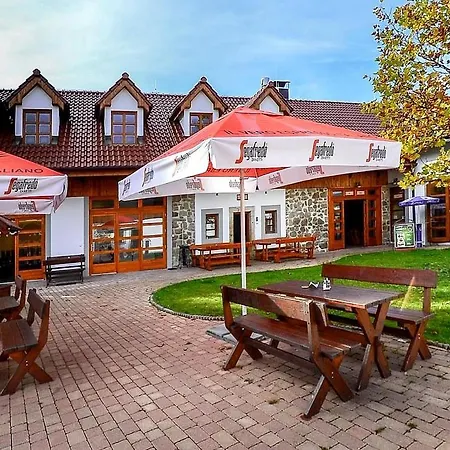 Hotel štiřínská Stodola U Prahy *