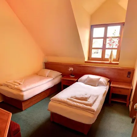 štiřínská Stodola U Prahy Kamenice (Prague-East)