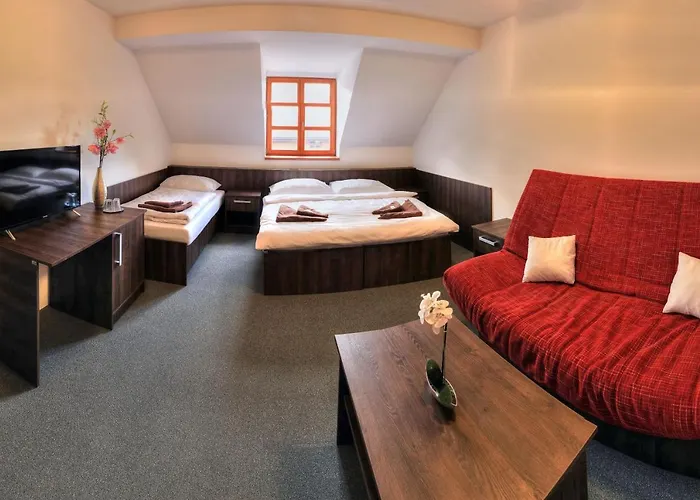 Hotel Stirinska Stodola U Prahy *